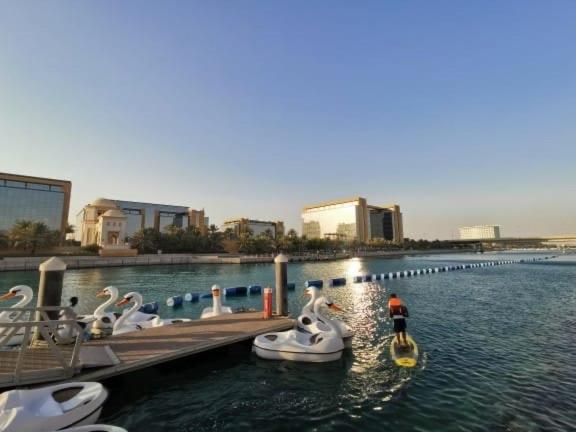Bay La Sun , Luxury Apartment With Nice View King Abdullah Economic City Buitenkant foto